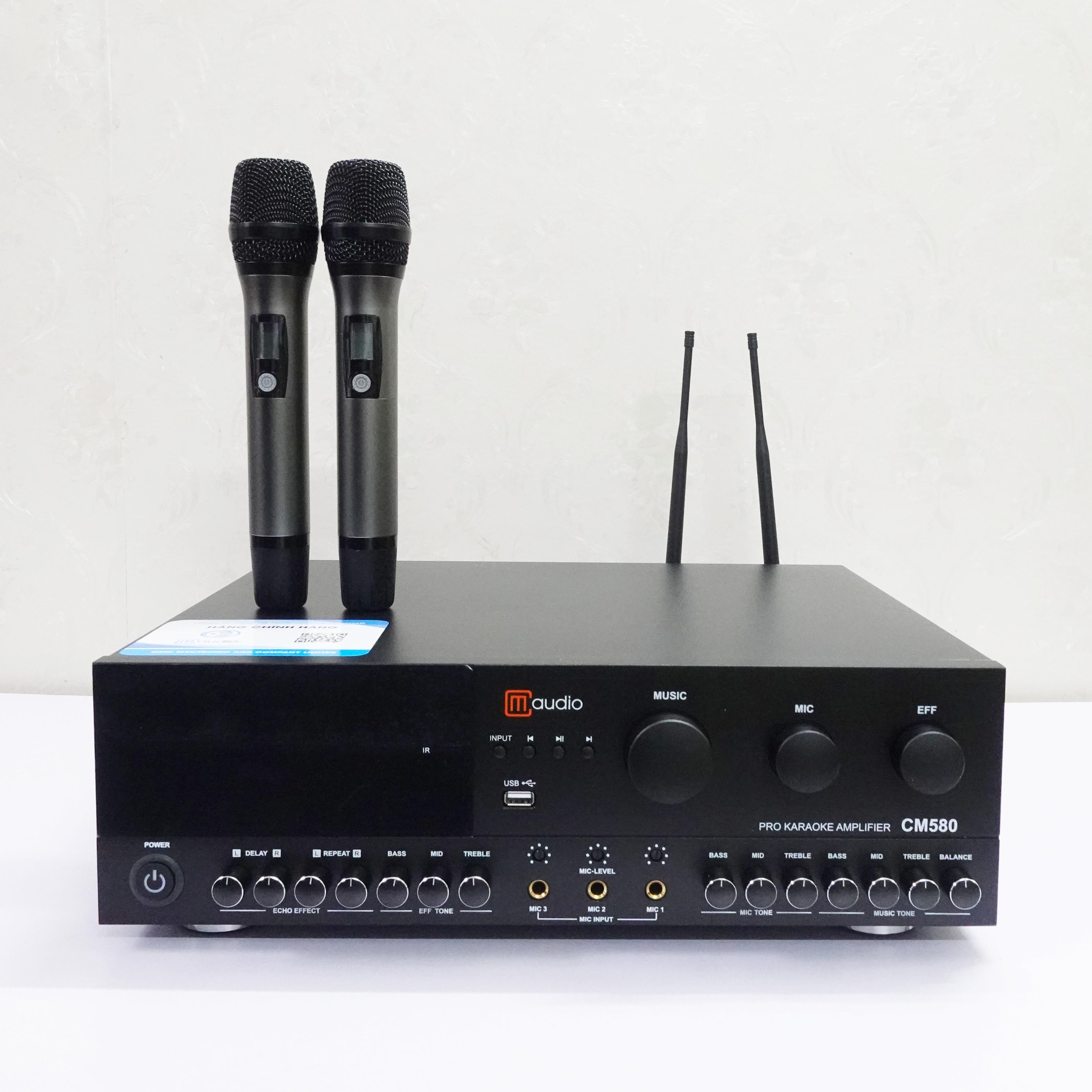 https://banoka.vn/đẩy liền vang liền mic CM 580 3